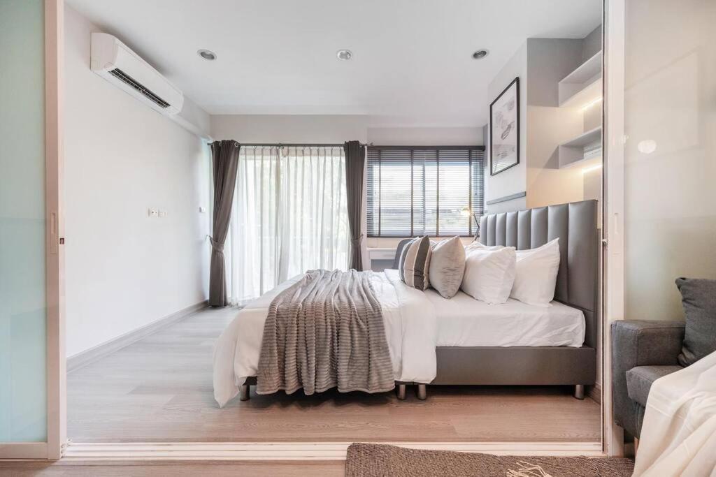 Apartament Sense Of London Bts Baring Ban Khlong Samrong Zewnętrze zdjęcie