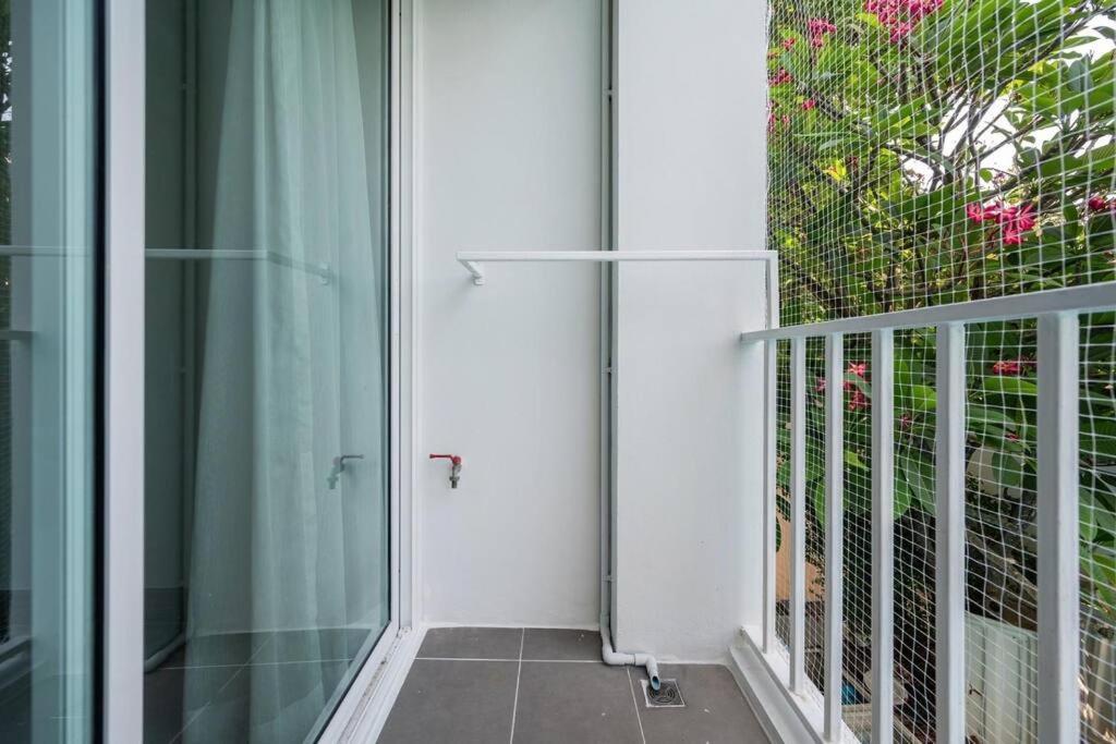 Apartament Sense Of London Bts Baring Ban Khlong Samrong Zewnętrze zdjęcie